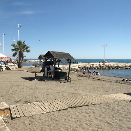 Malagaonbeach 1 - Two Bedrooms - Up To 3 People - 10 Meters Beach Bagian luar foto