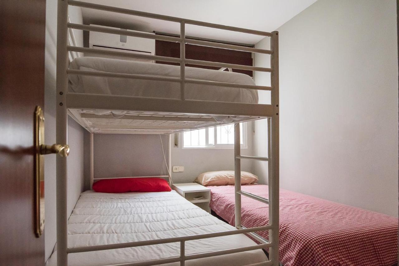 Malagaonbeach 1 - Two Bedrooms - Up To 3 People - 10 Meters Beach Bagian luar foto
