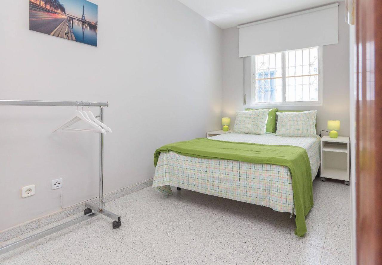Malagaonbeach 1 - Two Bedrooms - Up To 3 People - 10 Meters Beach Bagian luar foto